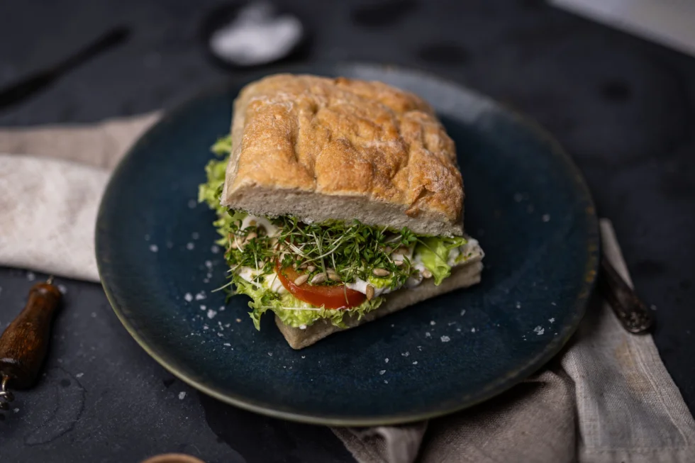 Tomat  & mozzarella - Kolonihagen økologisk ciabatta