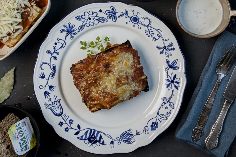 Lasagne al forno med tilbehør lunsj
