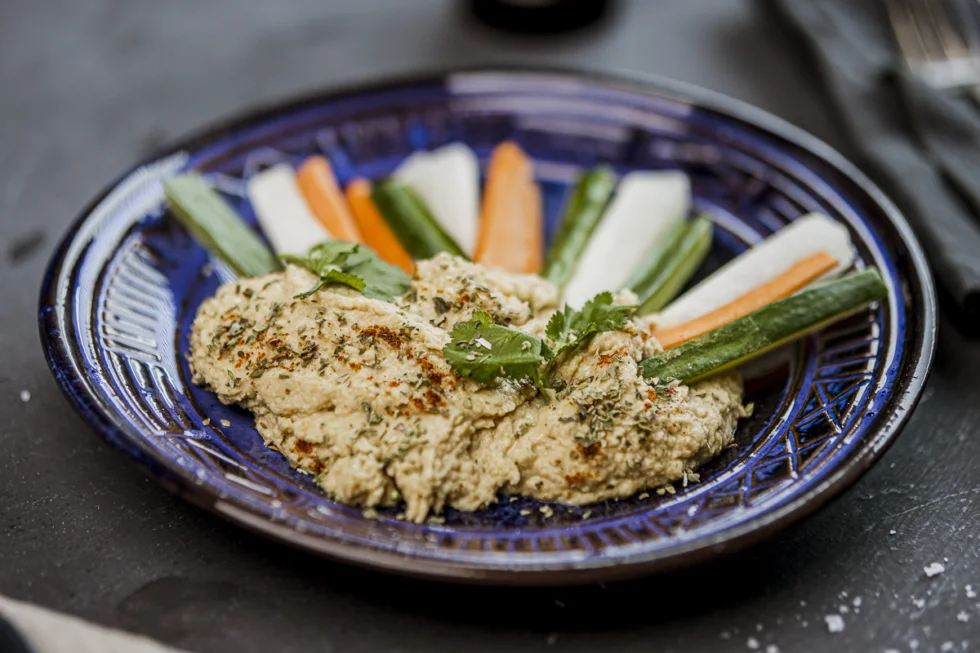 Hummus og sprø grønnsaker