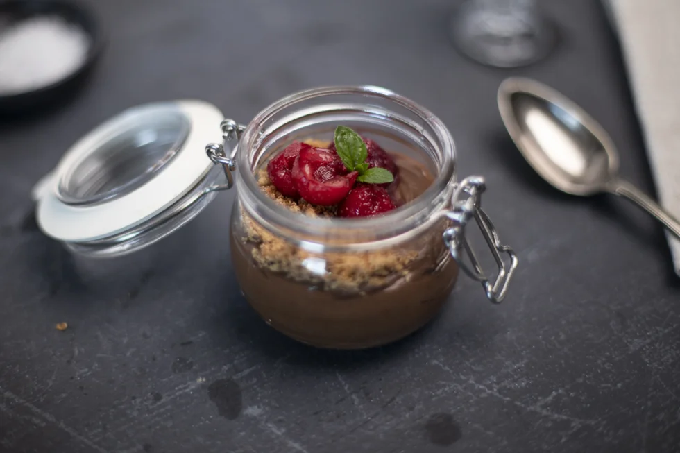 Sjokolademousse med crumble