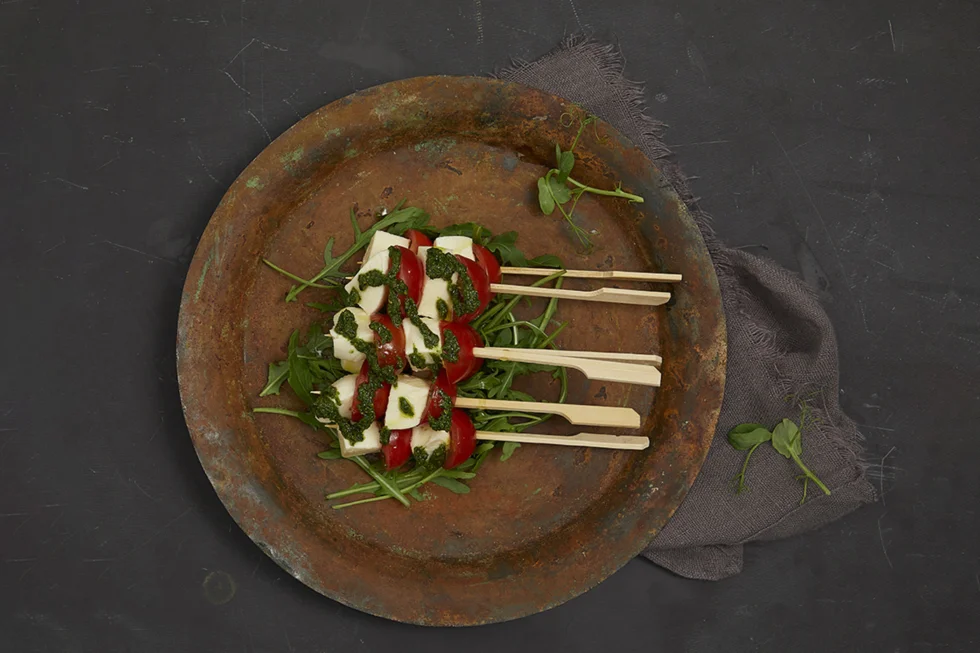 Spyd med tomat, mozzarella og pesto