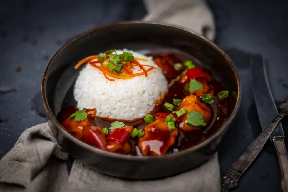 Sweet and sour spicy Koreansk kylling