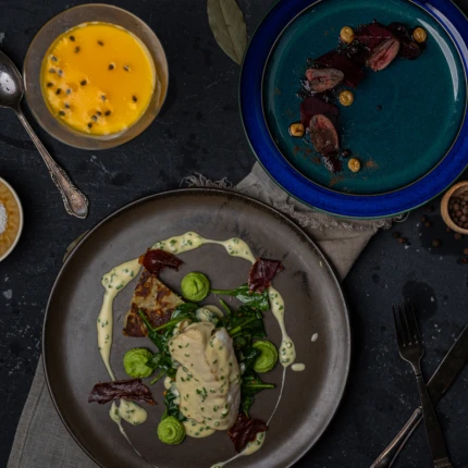 3-retter med andehjerte, torsk og pasjonsfrukt (meny 3)