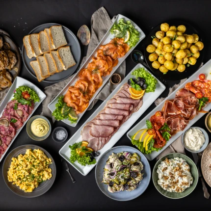 Flyt klassisk koldtbord luksus